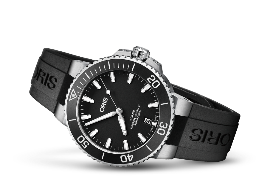 Oris Aquis Date Automatic Dive Watch, Stainless Steel, Black Dial, Rubber Strap