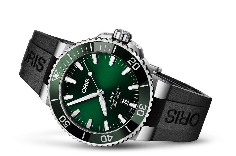 Oris Aquis Date 43.5mm Stainless Steel Automatic Dive Watch Green Dial