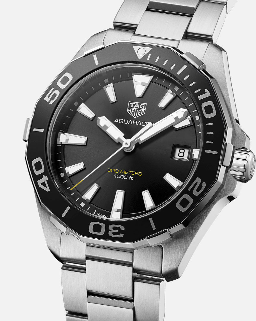 TAG Heuer Aquaracer Men's 41mm Steel Quartz Dive Watch Black Dial