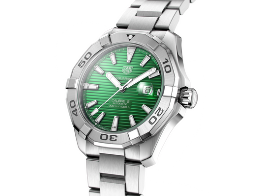 TAG Heuer Aquaracer Calibre 5 Automatic 43mm Green Dial Steel Diver Watch